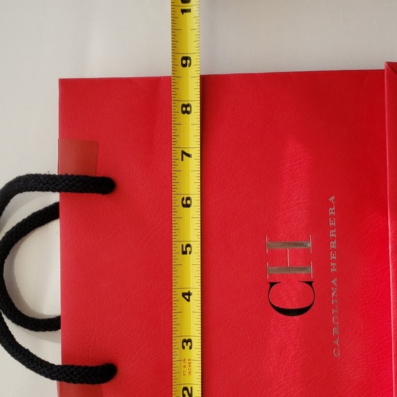 Carolina Herrera 2 paper Shopping Bags VGUC - Picture 4 of 11